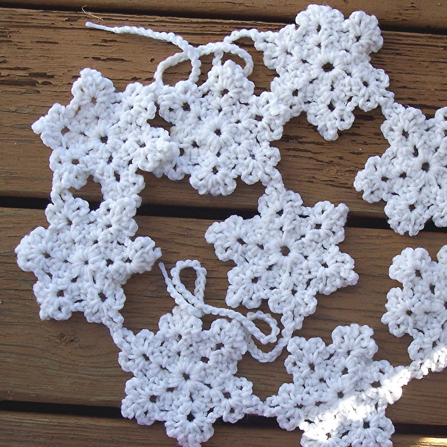 Snowflake Banner Garland- Snow Flake Crochet Garland- Christmas Tree Decoration- Crochet Snowflake Garland Winter Wonderland Decoration
