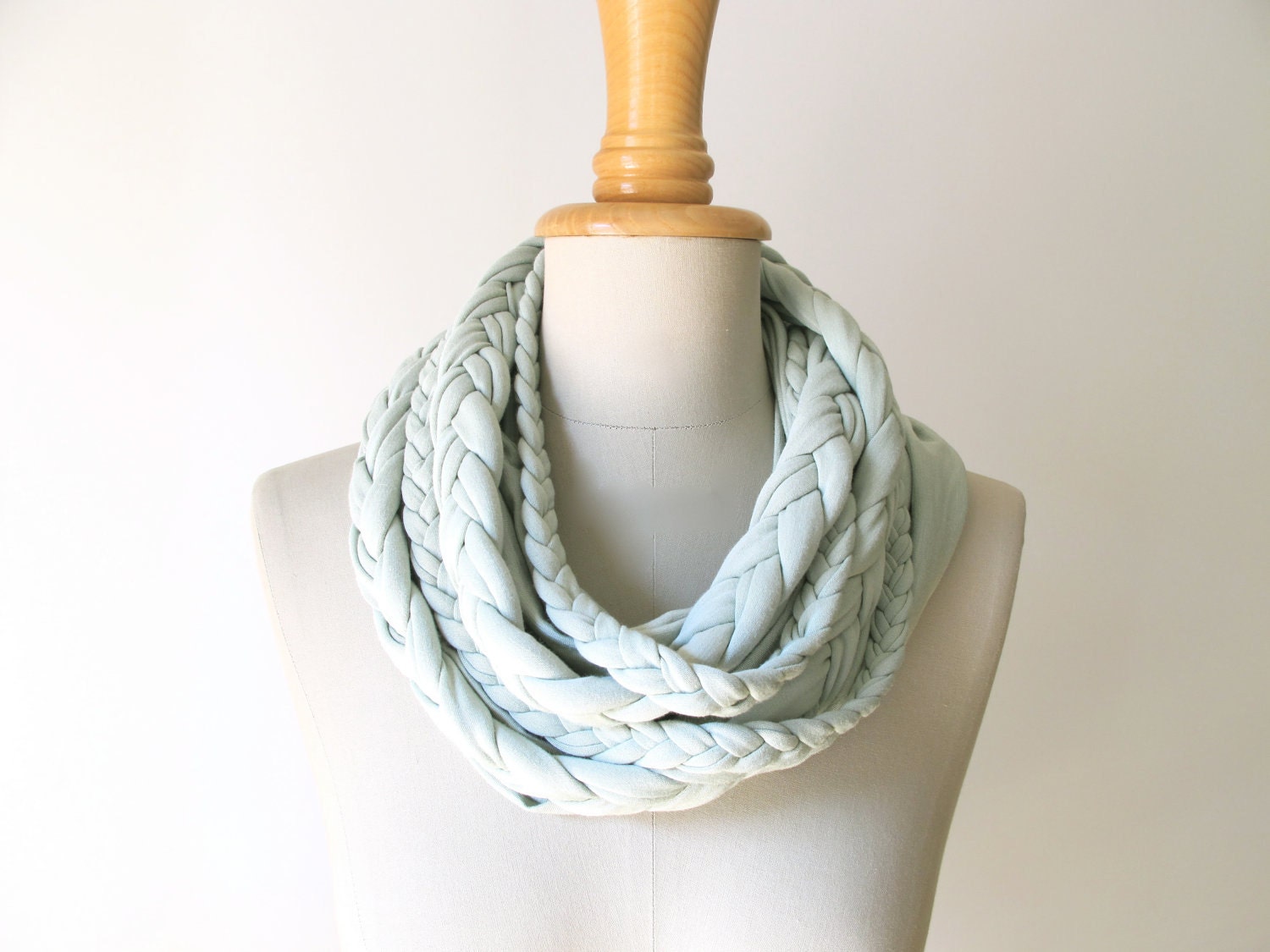 braided LOOP in light mint infinity scarf