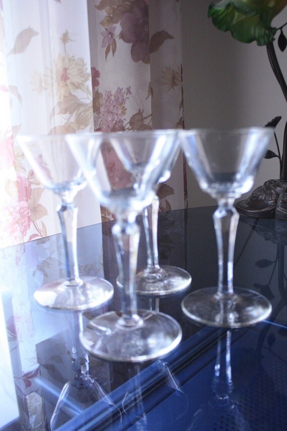 Crystal Wine Glasses Long stem wine glasses by ArtsGardenroots