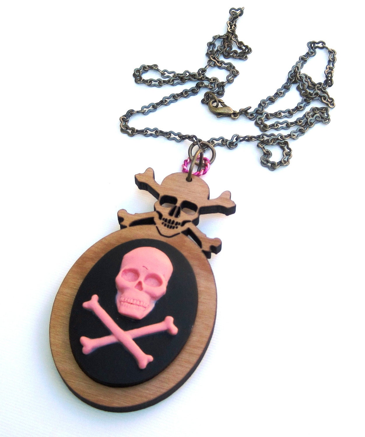 Skull and Crossbones pirate necklace light pink and black