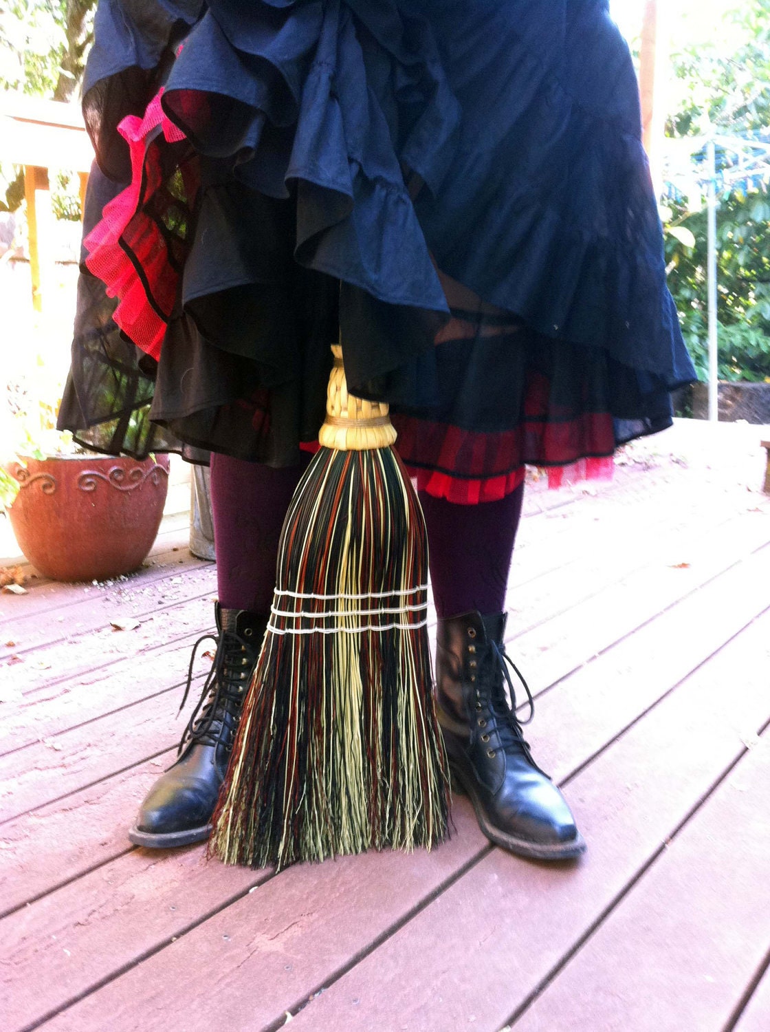 Kitchen Broom In A Mixture of Black, Natural and Rust