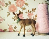 One Yard Vintage Pink Persuasion Wallpaper
