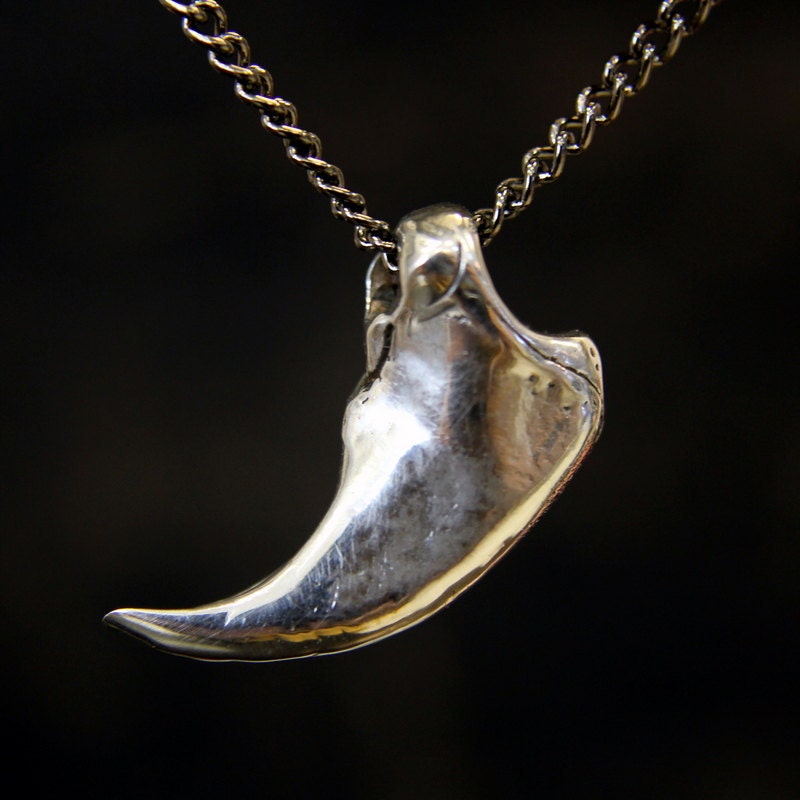 Bear Claw Necklace in White bronze Bear Claw Pendant