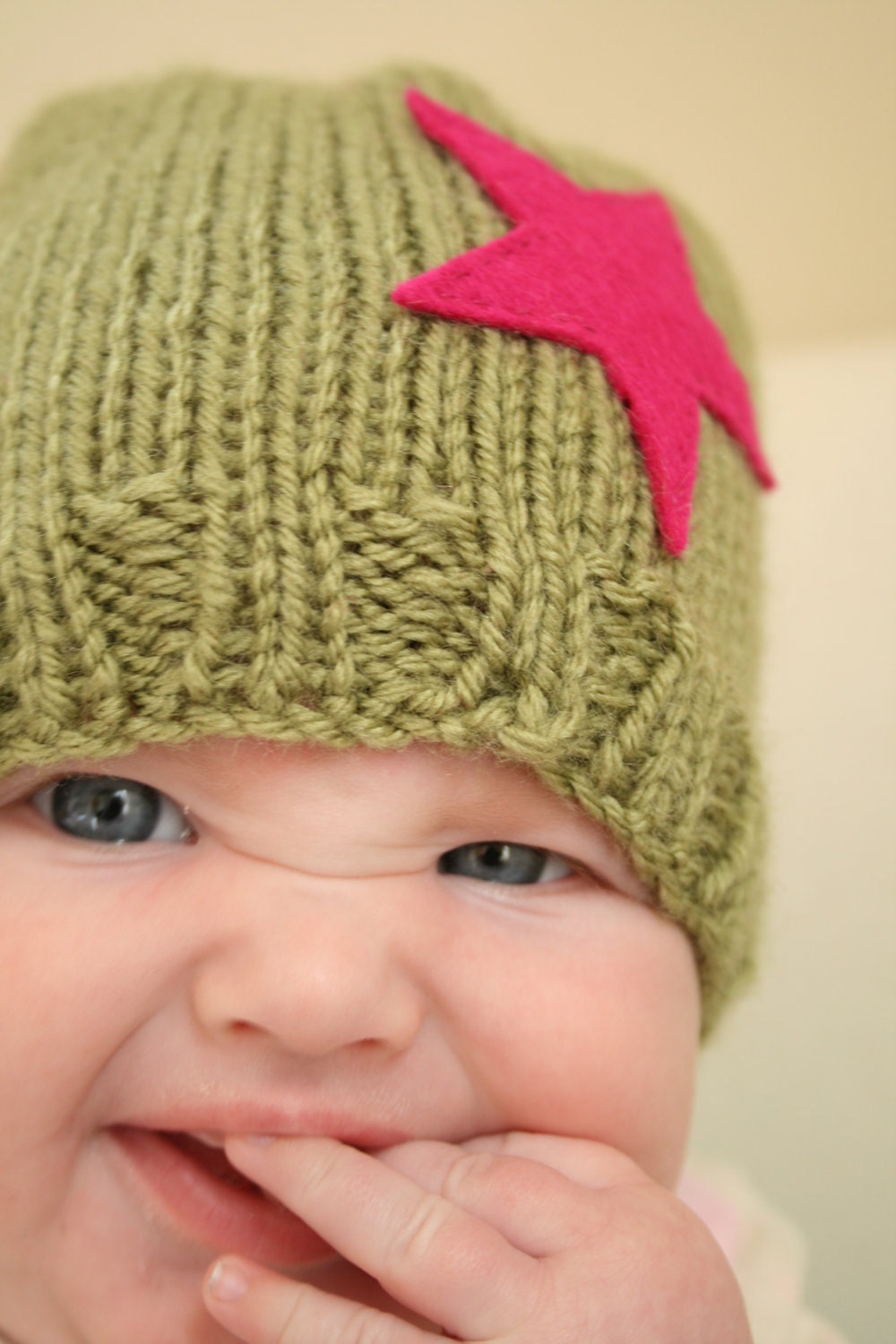 The Superstar - Custom knit felt star hat, newborn to 4T, choose size and colours