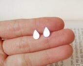 sterling silver rain drop ear studs handmade in England