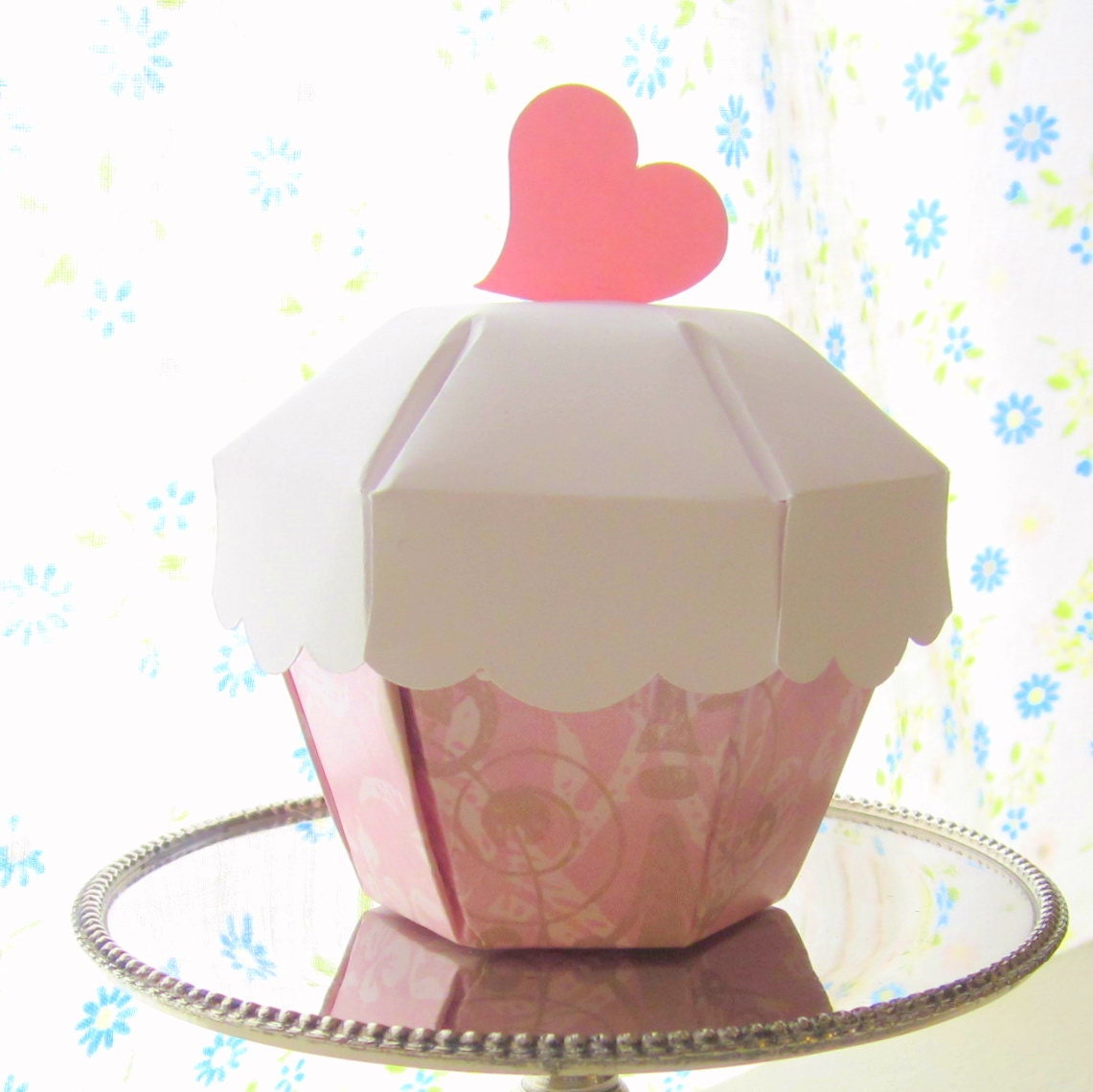 Cupcake Party Favor Box