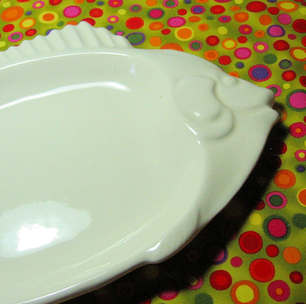 White Ceramic Fish Platter Calif USA by rustycharm on Etsy