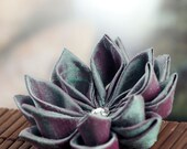 Brooch: Fabric Flower Broach, Green and Pink Silk Kanzashi - Jade Berry