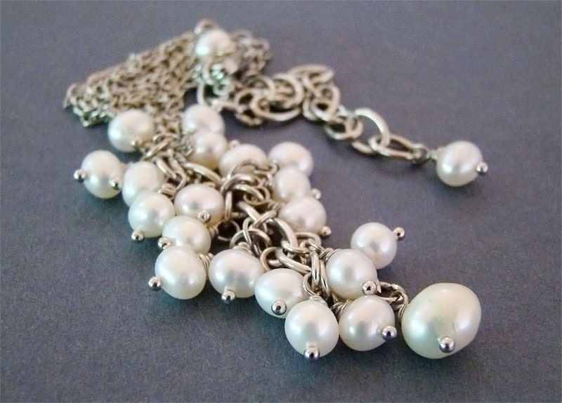 Bloom freshwater pearl necklace