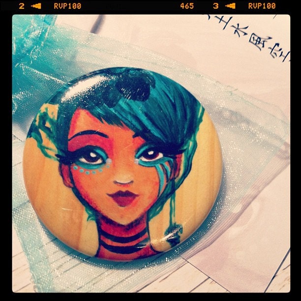 Chi The Earth Element Girl Pocket Mirror