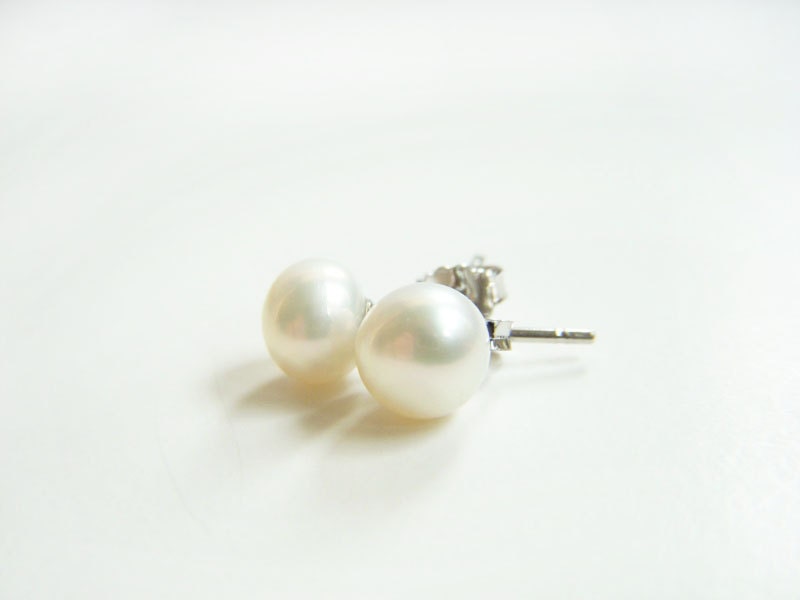 Pearl Stud Earrings on Sterling Silver Post - Pearl Earrings - Bridesmaid Jewelry - Pearl Bridal Jewelry
