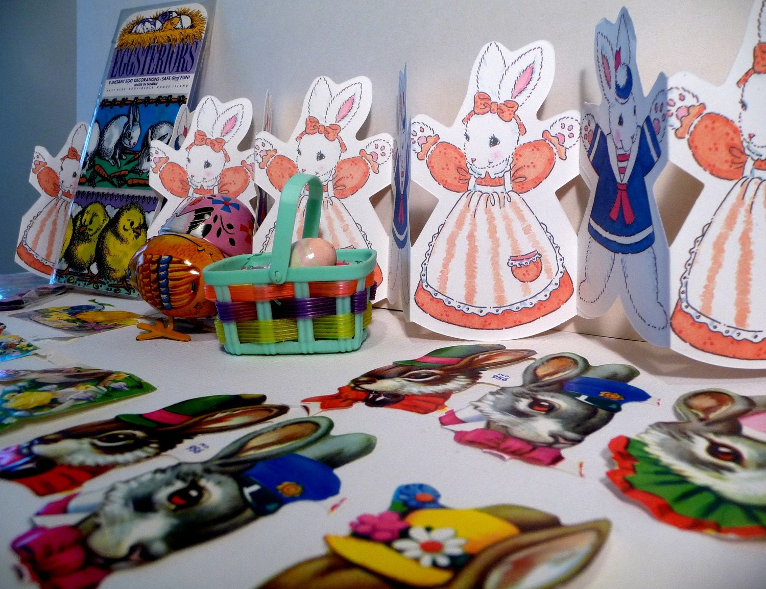 Easter - Chicken - Egg - Rabbit - Decals - Paper Ephemera - Collectable - Decorations - Home Decor - Victorian - Tin - Paper Garland
