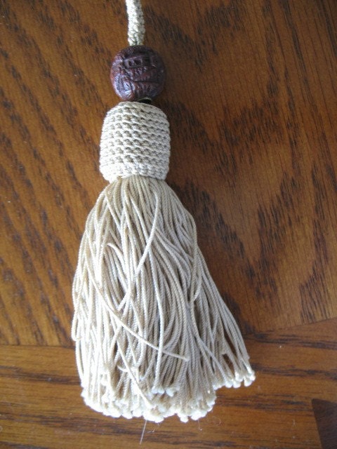Lot of 8 Vintage Macrame Woven Tassel Pulls for Blinds or repurposing