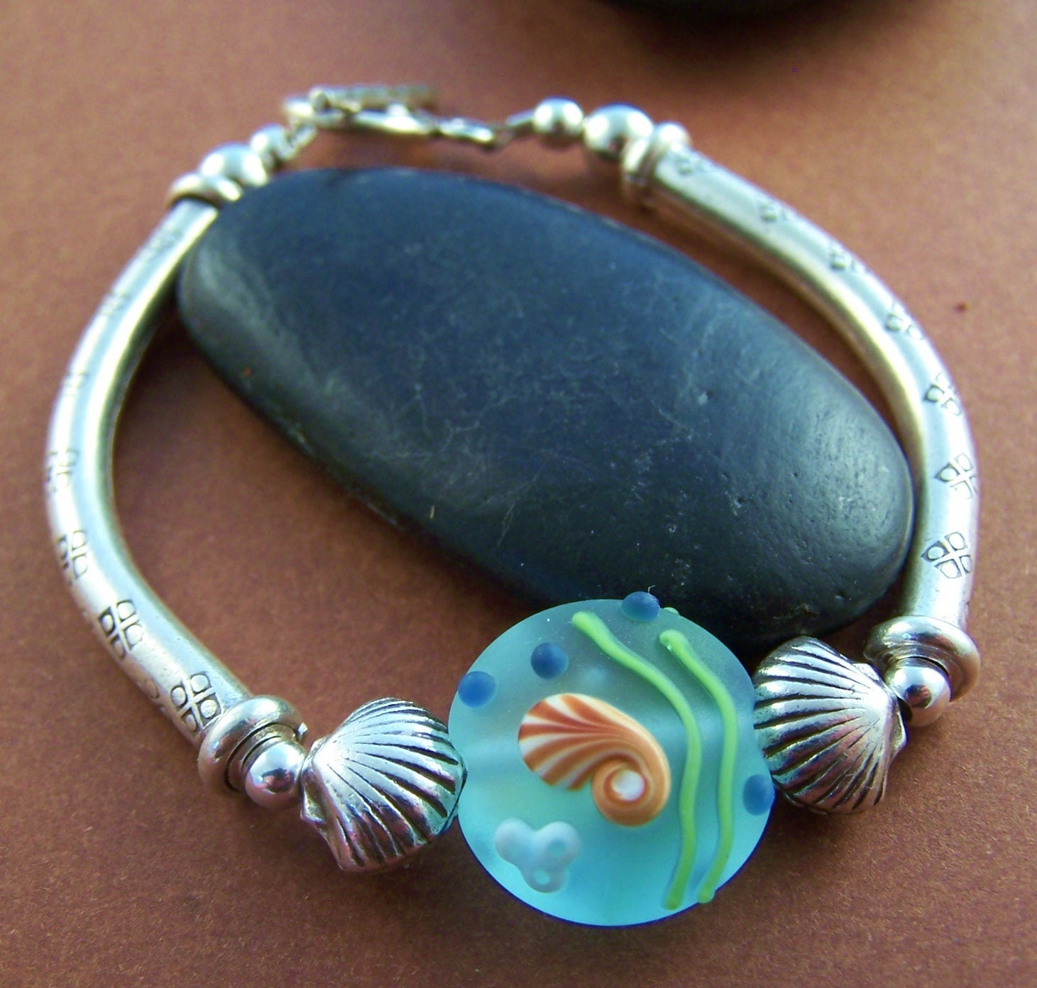 Sea Shore Bracelet - Lampwork Glass Bead and Thai Silver Bracelet