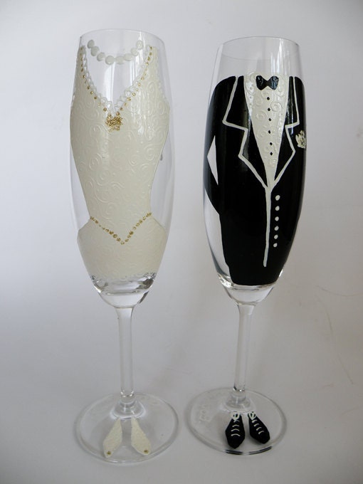 Hand painted Wedding Toasting Flutes Set of 2 Personalized Champagne glasses Wedding dress and Suit