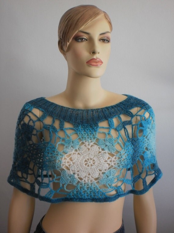 Crochet Lace Capelet in shades of turquoise