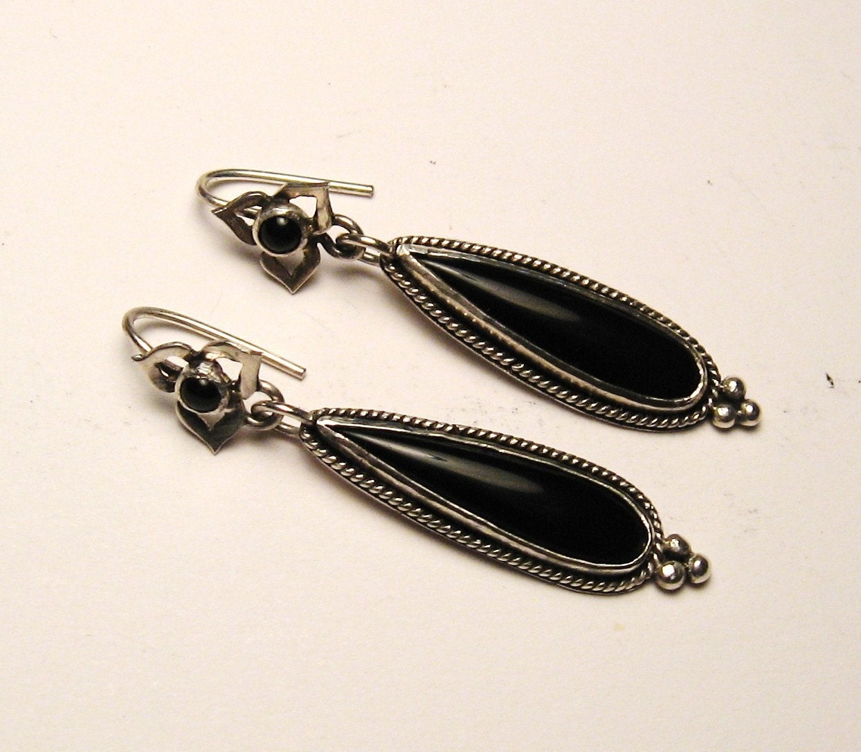 Art Deco Earrings in Onyx and sterling