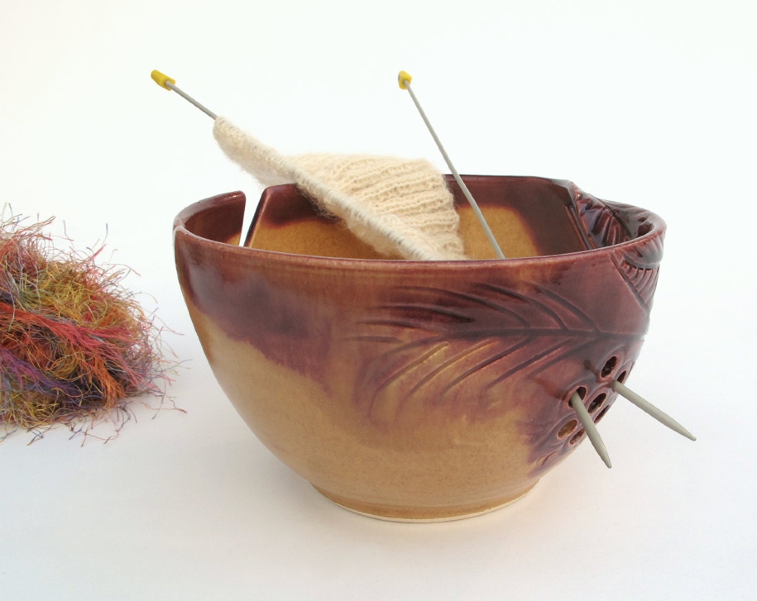 Yarn Bowl Pottery Knitting bowl LARGE Autumn Gold Yarn Wool Organizer Red Highlights Crochet twisted leaves