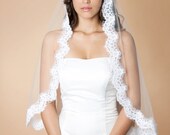 Viviana - Mantilla Veil edged with Alencon Lace Trim, 201