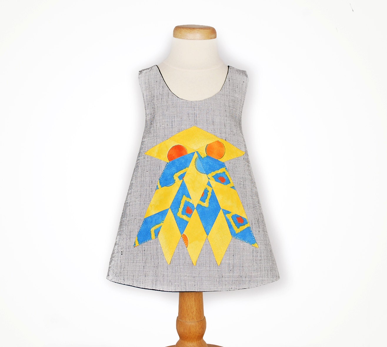 Baby dress with bird