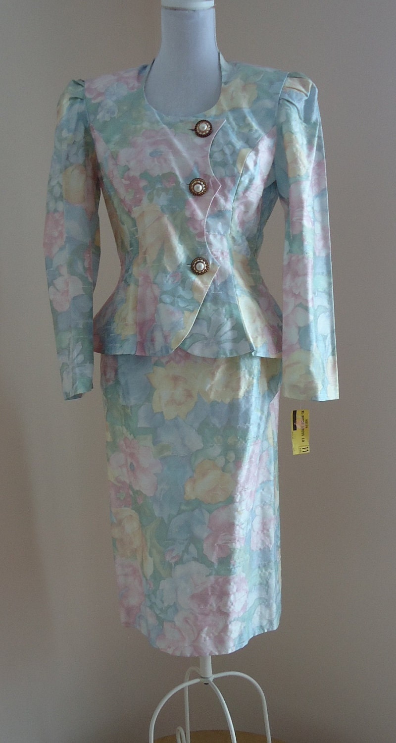 Vintage 1970s Nu-Mode Pastel Pink and Green Ladies Skirt Suit NWT