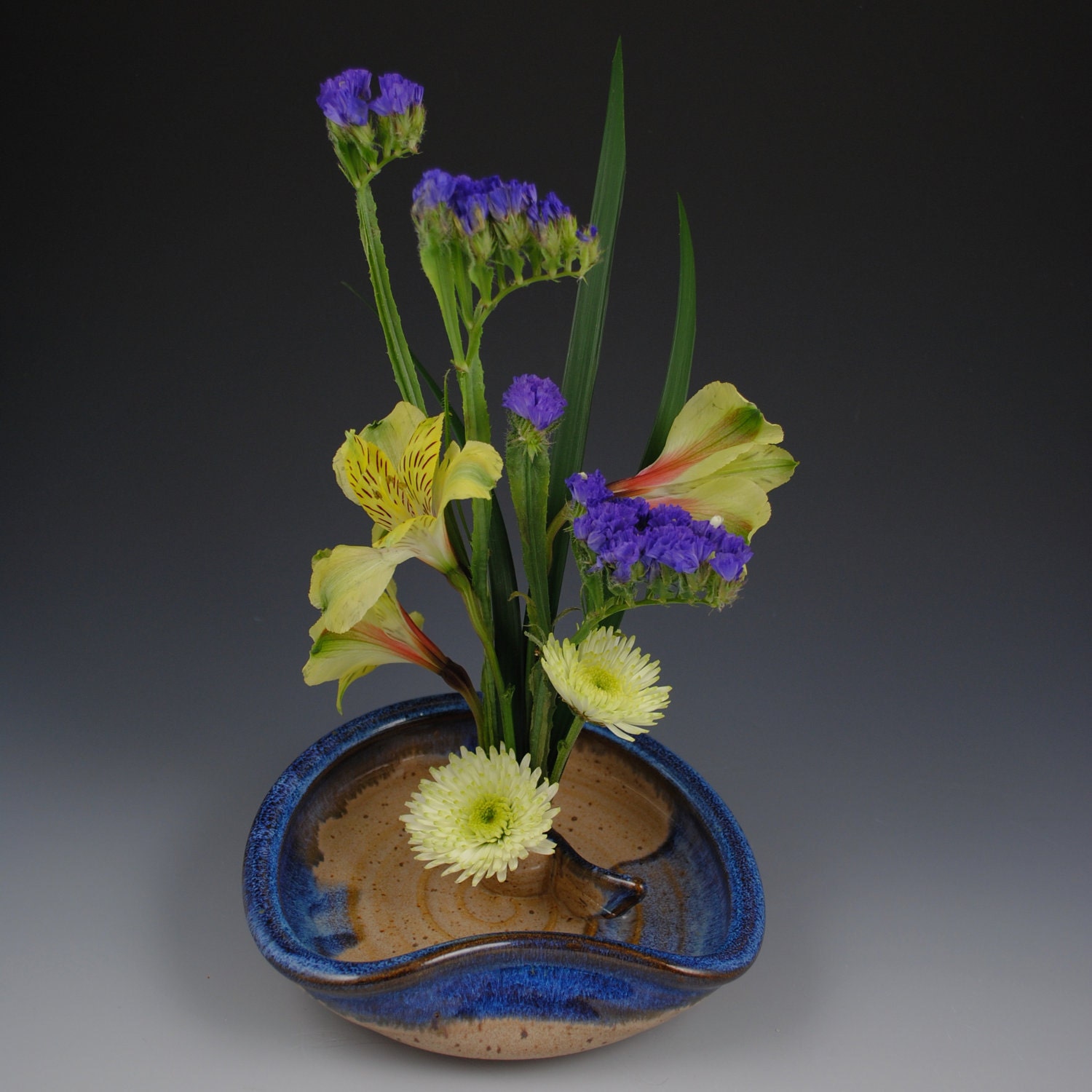 Ikebana Vase Flower Tray Flower Dish Handmade by nealpottery