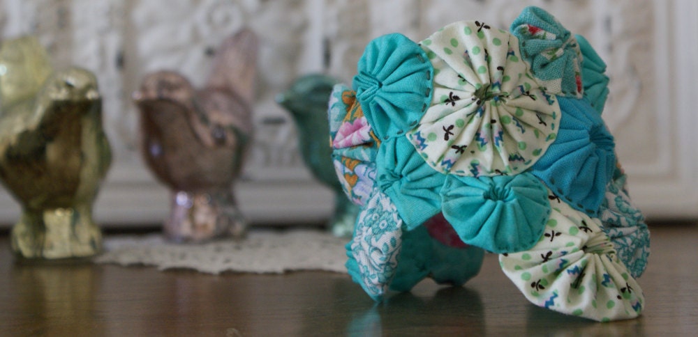 Eco Friendly Drink Cozy. Yo-Yo Drink Sleeve. Coffee Tea Cozy. or Cuff. Shads of Turquoise Cotton Fabric by InYourBones