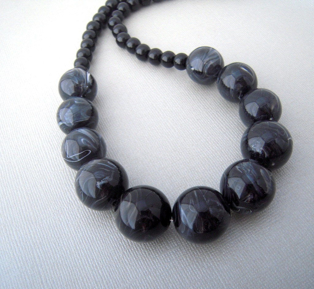 chunky black bead necklace