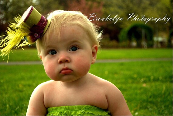 Fascinator: Hair clip, Headbands, pillbox hat, Mini Top Hat, Facinator Belt.
