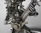 Mini Metal Hunter : Guitar (small item)