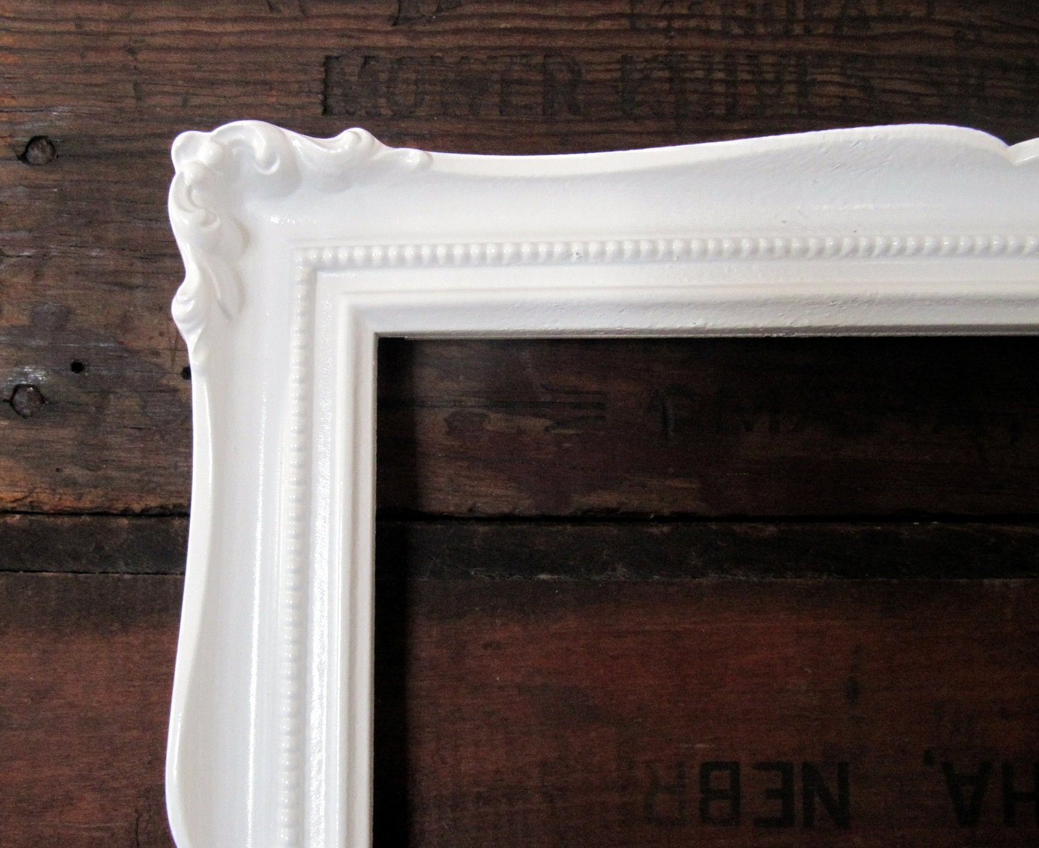 Fancy White Frame