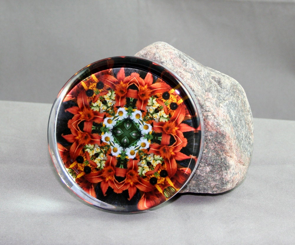 Lily Daisy Glass Paperweight Sacred Geometry Mandala Kaleidoscope Summer Sizzle