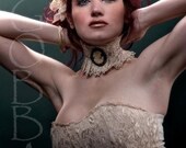 Cameo lace collar / neck ruffle