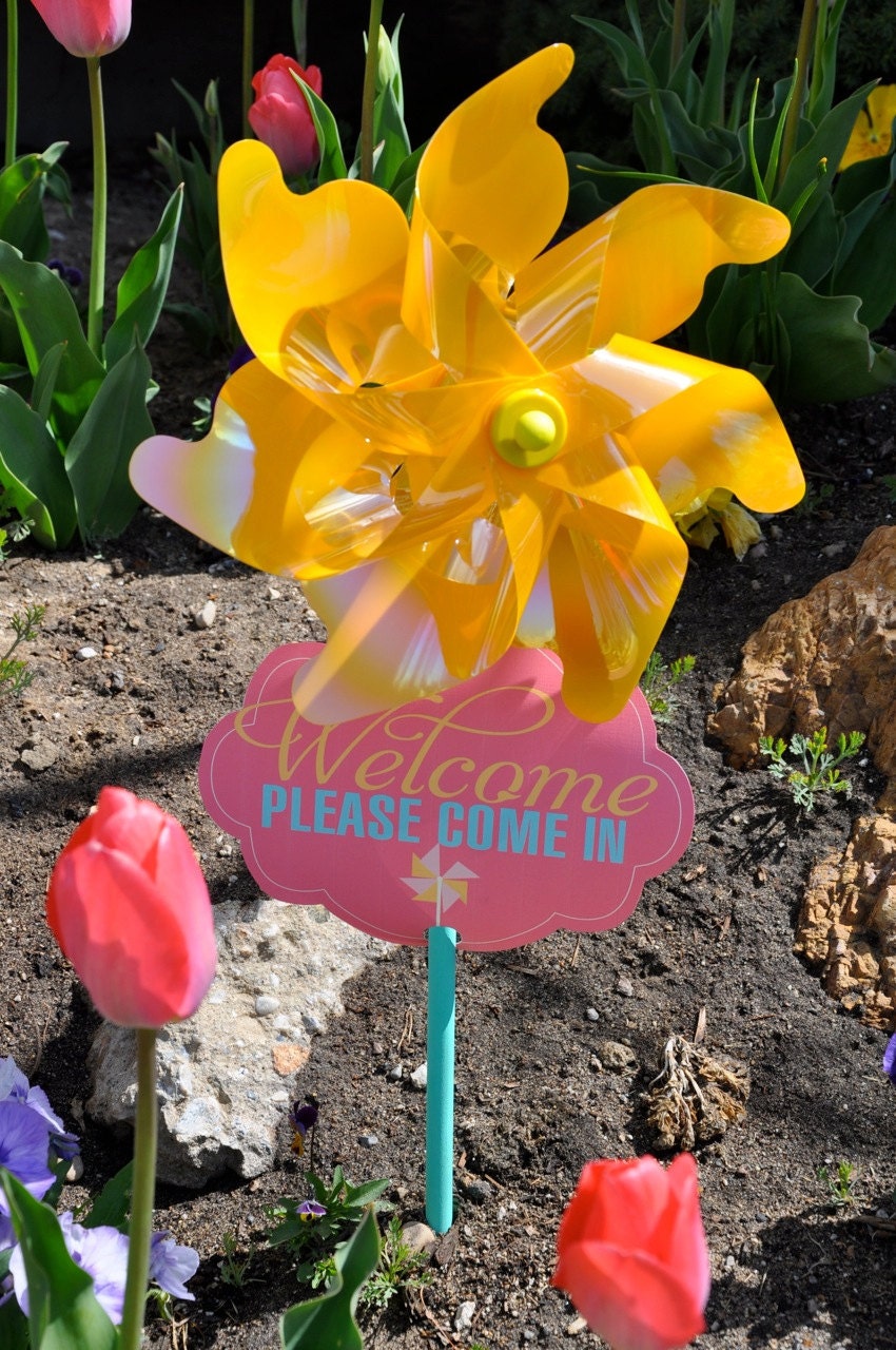 Pinwheel Party PRINTABLE Welcome Sign by Love The Day