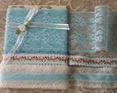 VINTAGE LACE TRIM, Blue And White, Beautiful Floral Trim, 8 Yards,