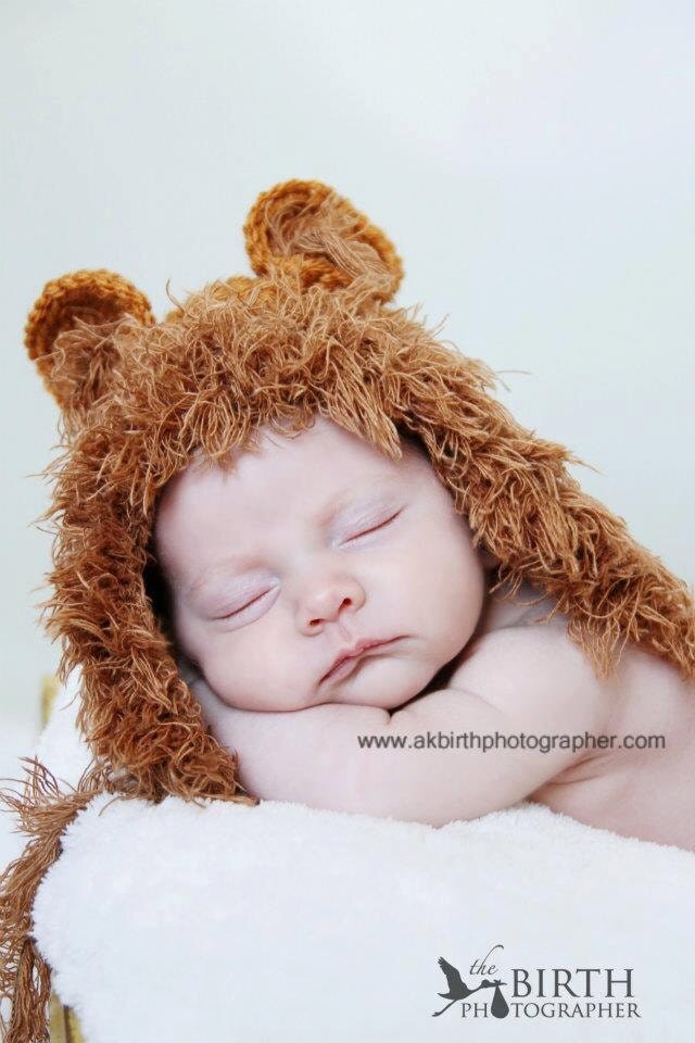 Crochet Newborn Hat