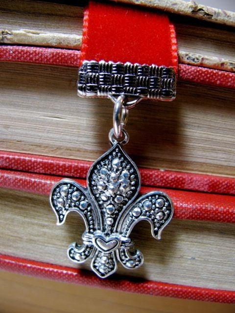 Bookmark, Red Velvet with Fleur De Lis & Heart Charms