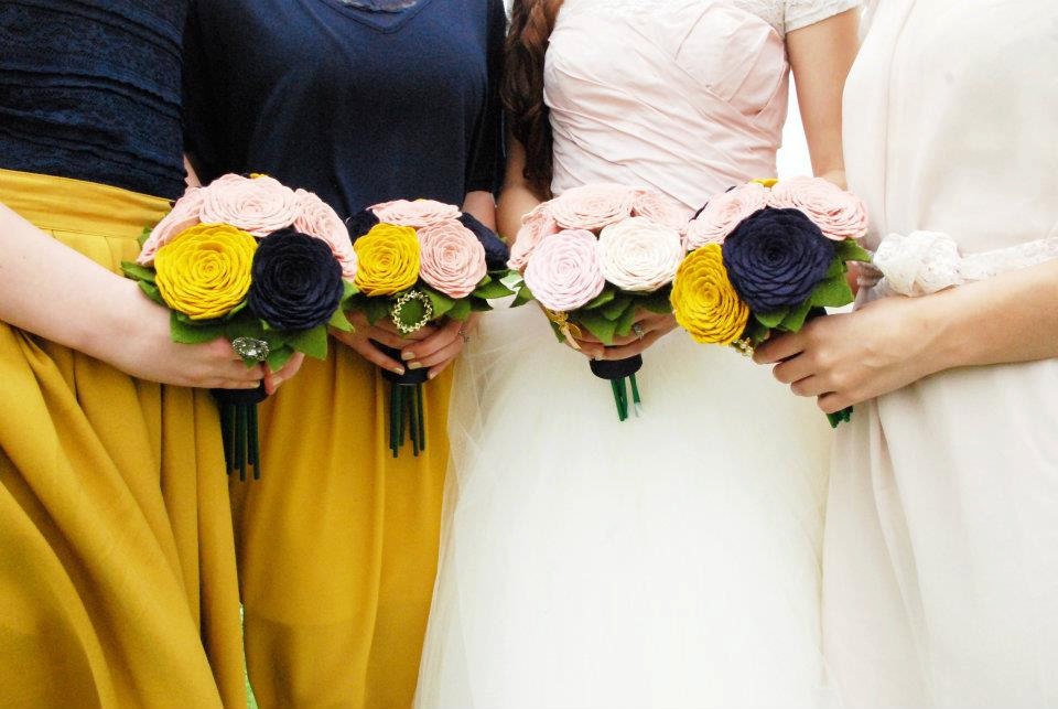 7 hand crafted felt rose bouquet - pick your colors