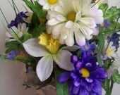 Spring or Easter Table Centerpiece - Springtime Basket of Daffodils and Zinnias