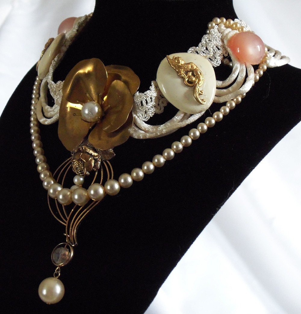 Angel choker,  Wedding Couture Necklace, Vintage jewelry, vintage silk, Elegant Bridal Bib Necklace.