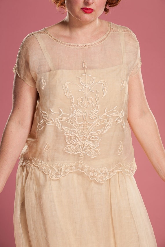 Vintage 1920s Dress Silk Wedding Gown Lace Drop Waist Bridal Fashions Flapper