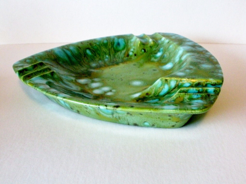 Drip glaze ashtray / ceramic ashtray / ashtray / 70s / vintage / green / retro