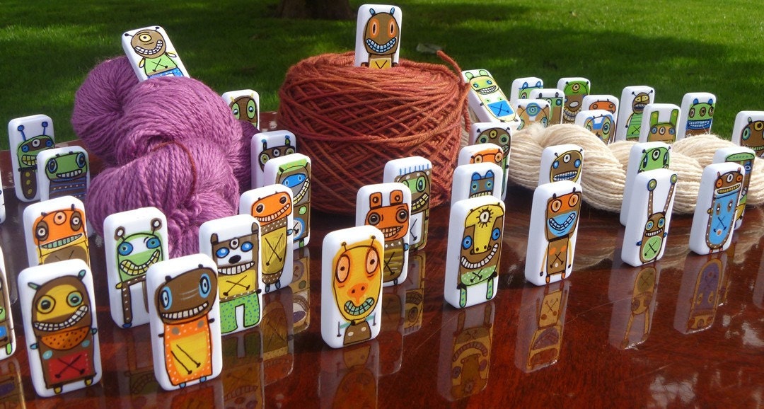 Knitting Bot: a tiny domino robot that makes everything you knit wonderfully awesome