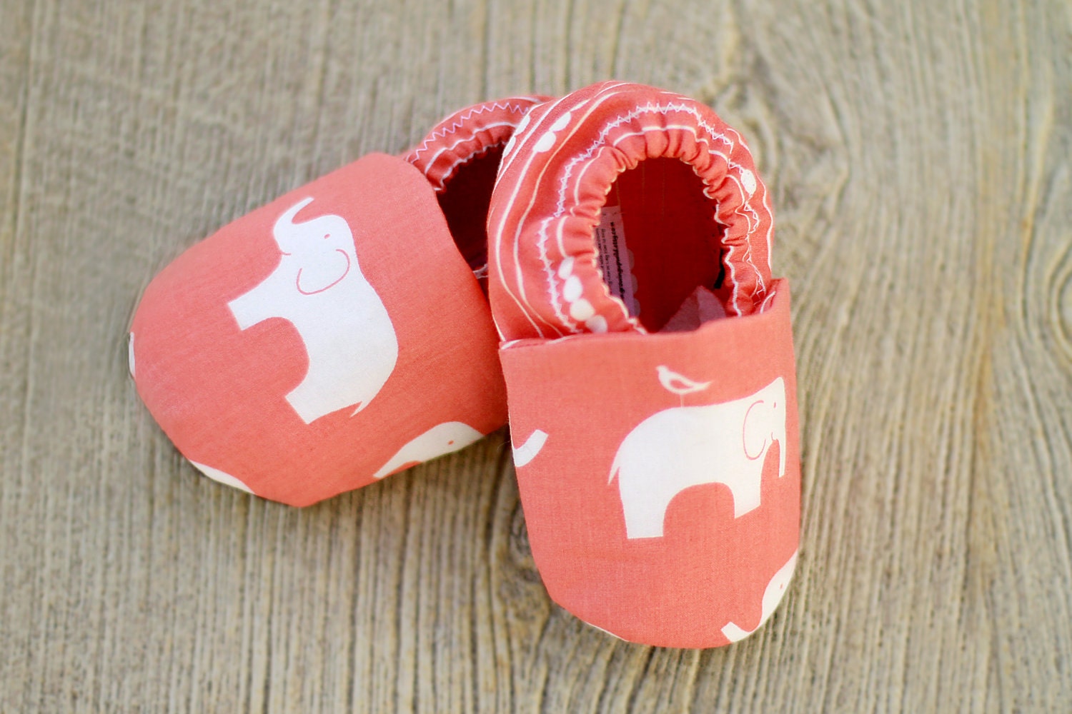 Eco Friendly Children Pink Elephants Organic Baby Shoes 6-12 months Coral Booties for Baby Girl Handmade Soft Sole Crib Shoes
