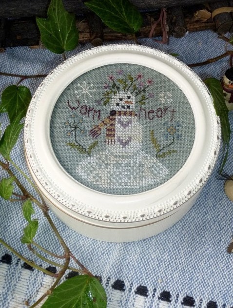 counted cross stitch kit : Warm Heart Shepherd's Bush Christmas embroidery DIY