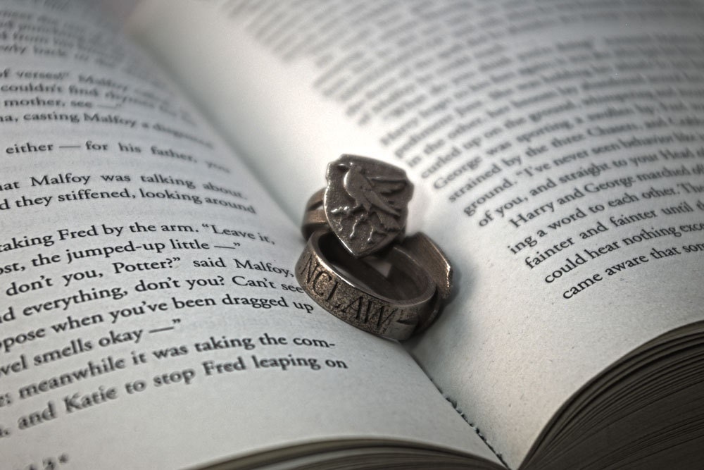 Inscribed Ravenclaw Crest Ring - Custom Size