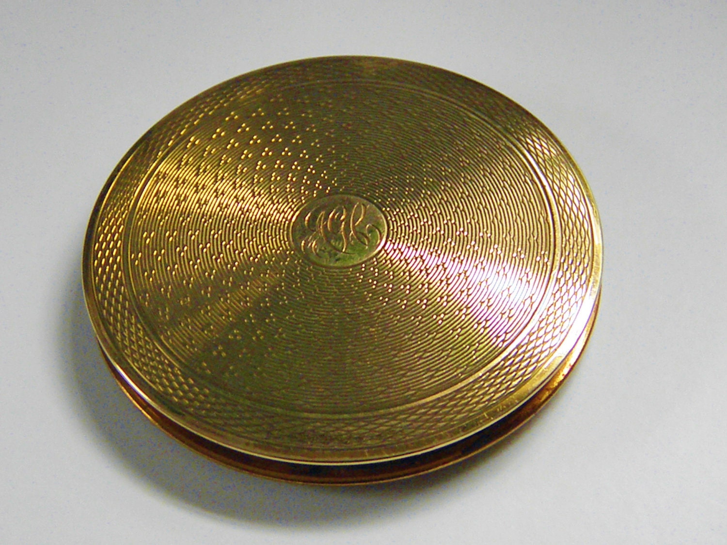 Vintage Stratton Powder Compact 40s