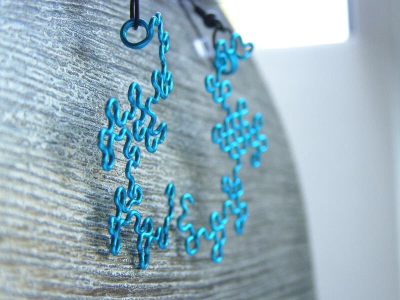 Fractal Earrings - Dragon Curve Jewelry in Peacock