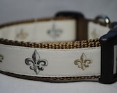 Fleur de Lis Print 1" Wide Adjustable Dog Collar