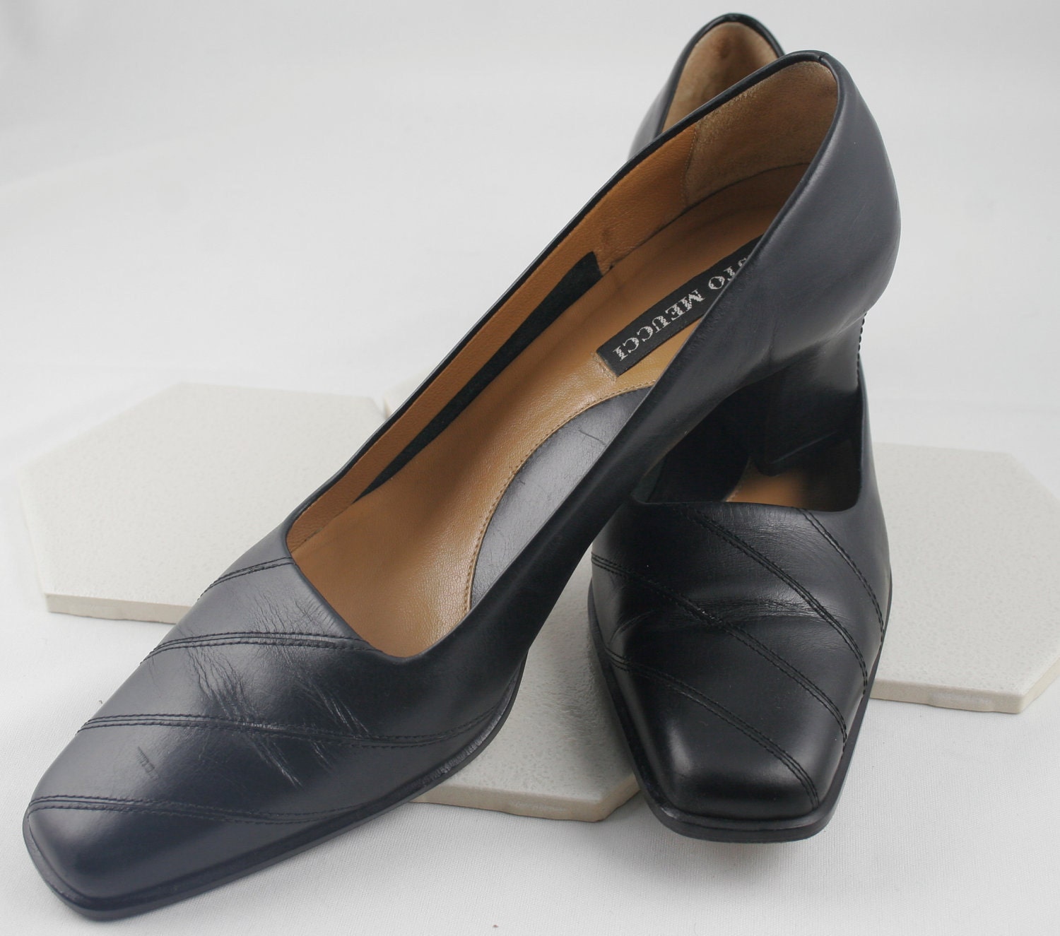 Vintage Sesto Meucci Womens Shoes - Gorgeous Black Leather Pumps Size 7N.  Made in Italy circa 1980